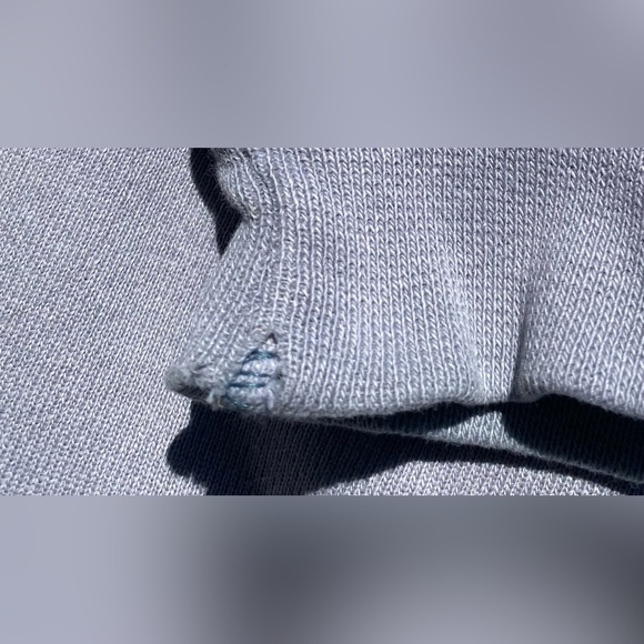 Vintage 80’s Levi’s Embroidered Blank Lavender Sweatshirt Men’s Large USA Made - Picture 6 of 10